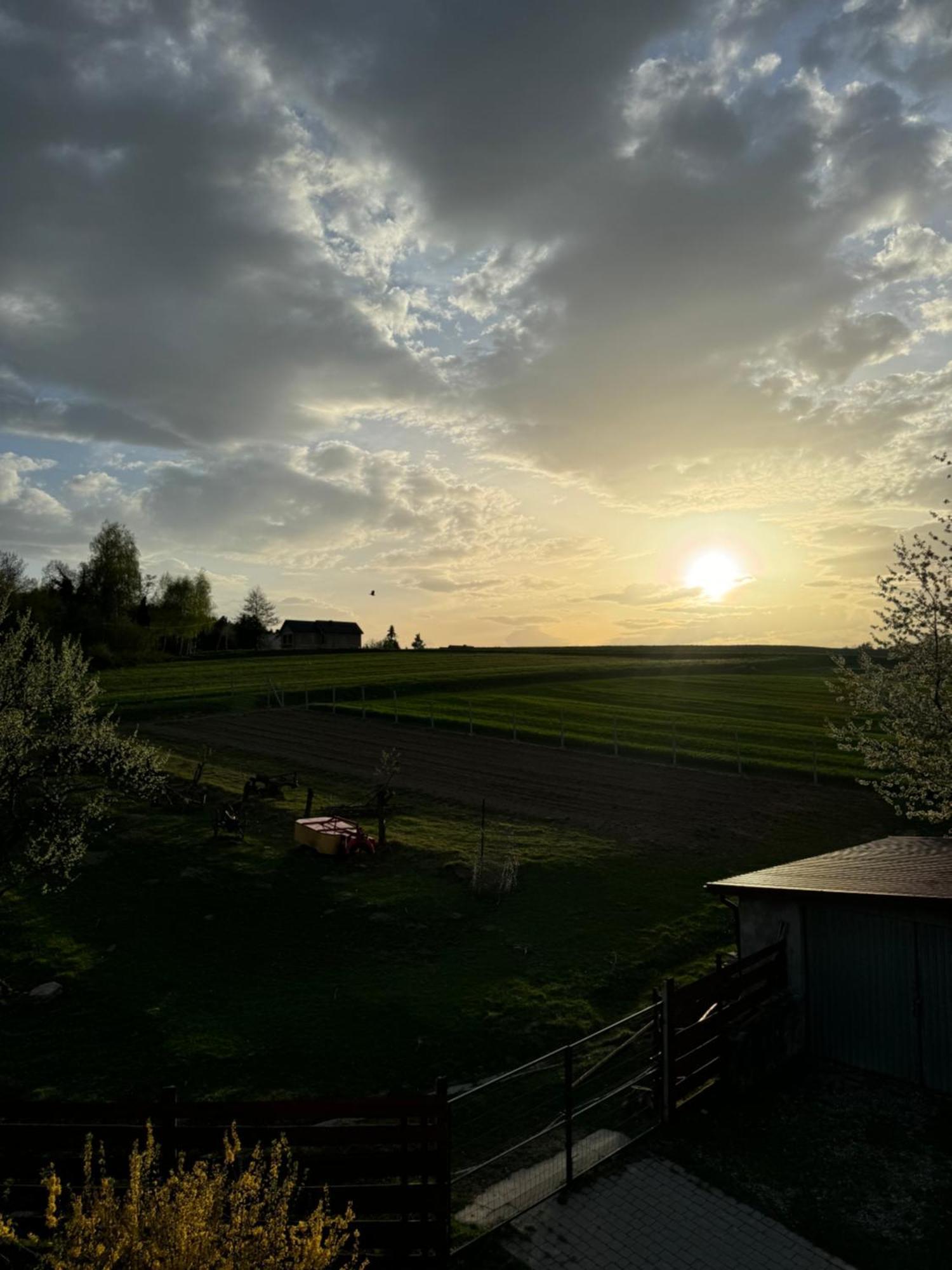 Agroturystyka U Babci Czchow Exteriör bild